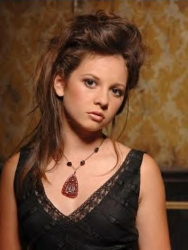 Photos de Mackenzie Rosman - Photoshoot John Sciulli - 68